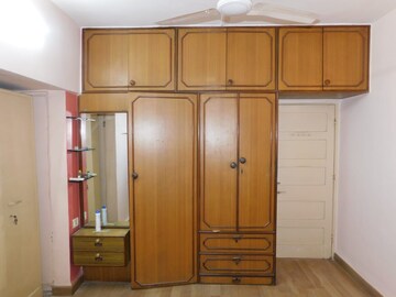 Bedroom in 3 BHK Apartment at Juhu – for Rent