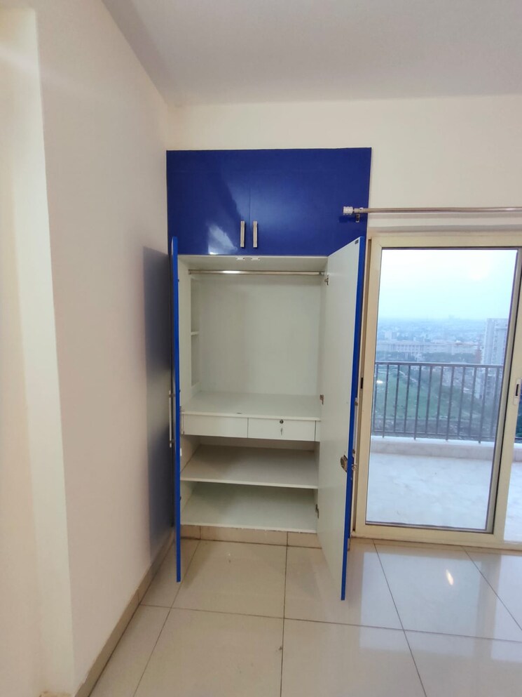 undefined, panchsheel-greens-ii 3 Bedroom 980 Sq.Ft. Apartment In Sector 16 Greater Noida Greater Noida 8771512