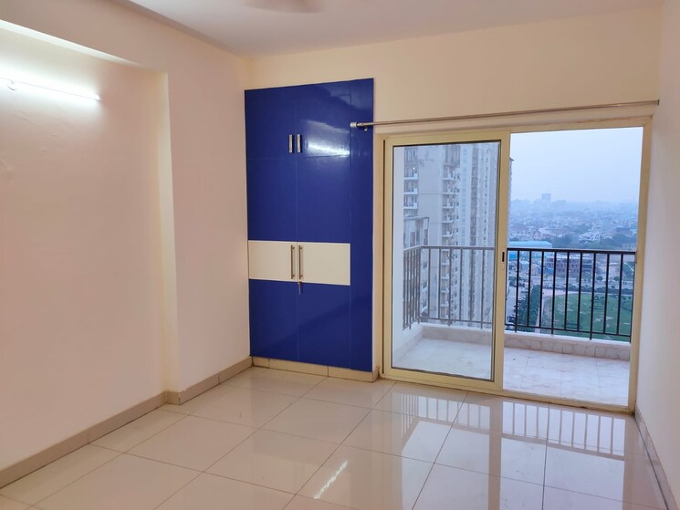 Room, panchsheel-greens-ii 3 Bedroom 980 Sq.Ft. Apartment In Sector 16 Greater Noida Greater Noida 8771512