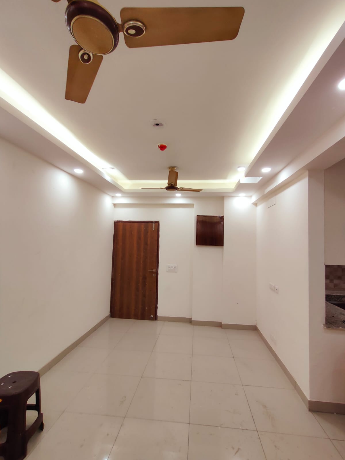 3 BHK + Extra Room Apartment For Rent in Panchsheel Greens II
