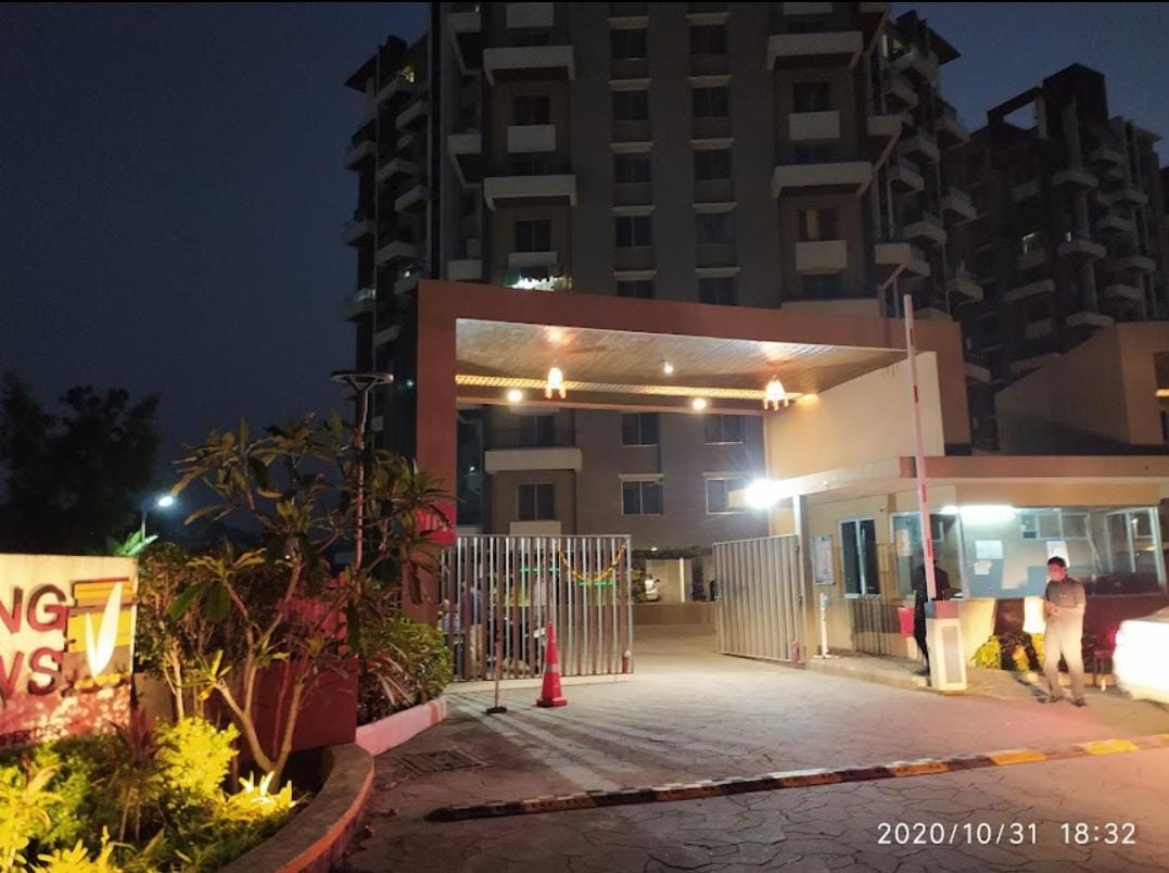 2 BHK Apartment For Sale in Axis Paradigm Whistling Meadows