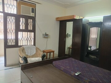 Living Room in 2 BHK Builder Floor at Ardee City, Sector 52 – for Rent