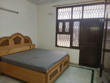 Bedroom in 2 BHK Builder Floor at Ardee City, Sector 52 – for Rent