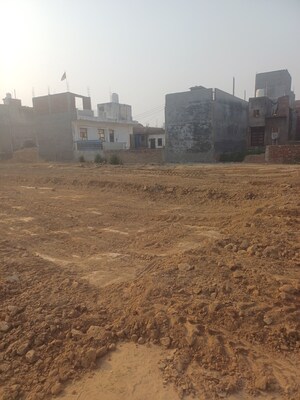  Plot For Sale in Dheeraj Nagar