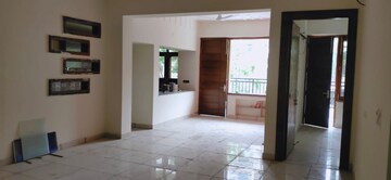 Building Lobby in 4 BHK Builder Floor at Laxmi Nagar – for Rent