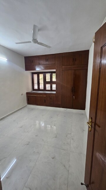 Bedroom in 3 BHK Apartment at Sarita Vihar – for Rent