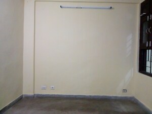 Room in 1 BHK Apartment at Molarband – for Sale
