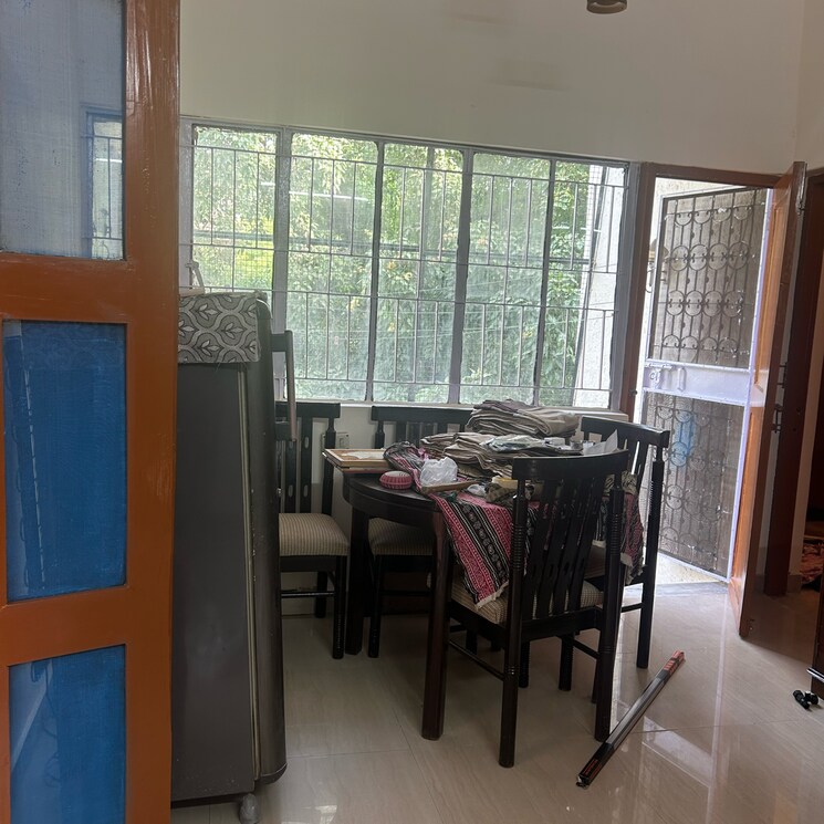 Room, ansari nagar east 2 Bedroom 1000 Sq.Ft. Apartment In Ansari Nagar East Delhi 8771934