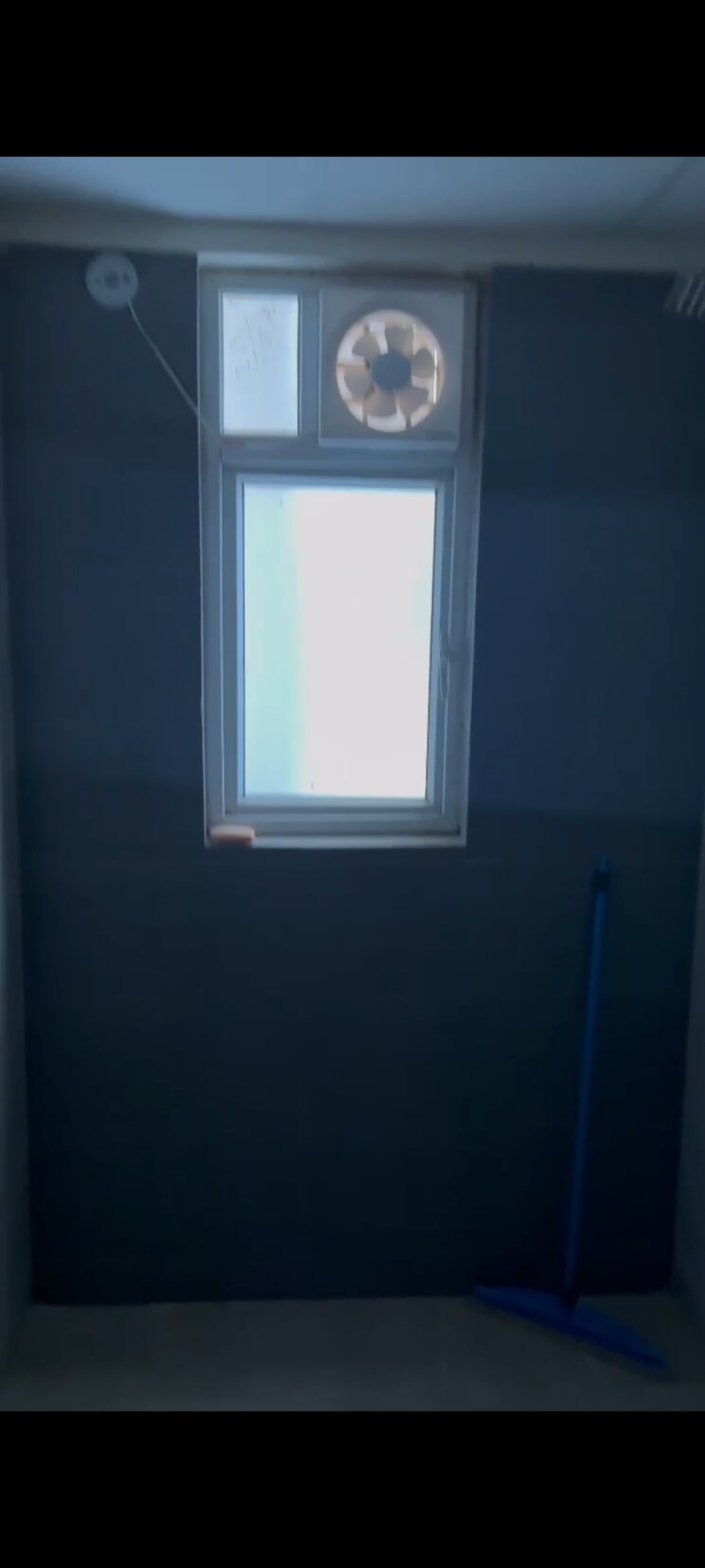 Room, crc-sublimis 3 Bedroom 2185 Sq.Ft. Penthouse In Sector 1 Greater Noida Greater Noida 8771950