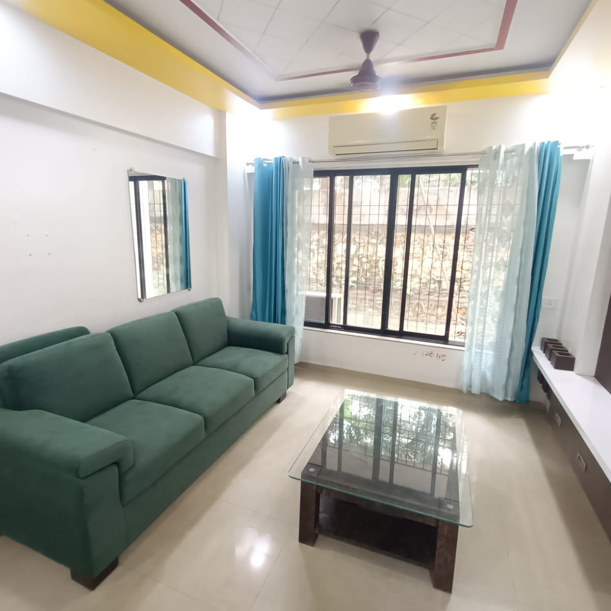 1 BHK 450 Sq.Ft. Apartment in Sai Baba Complex Goregaon