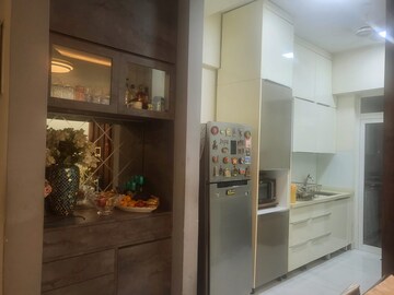  2 BHK Apartment at Omkar Alta Monte, Malad East – for Rent