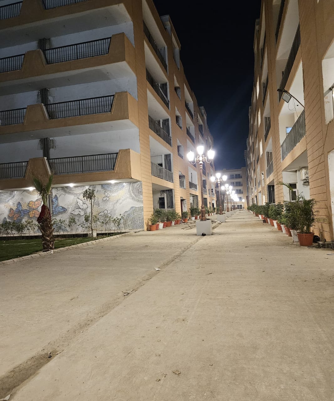 4 BHK + Pooja Room 2650 Sq.Ft. Apartment in Uninav Utopia