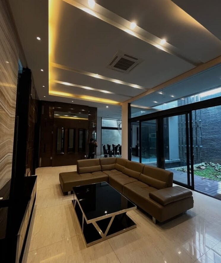 Gym, sector 33 3 Bedroom 3150 Sq.Ft. Builder Floor In Sector 33 Faridabad 8771981