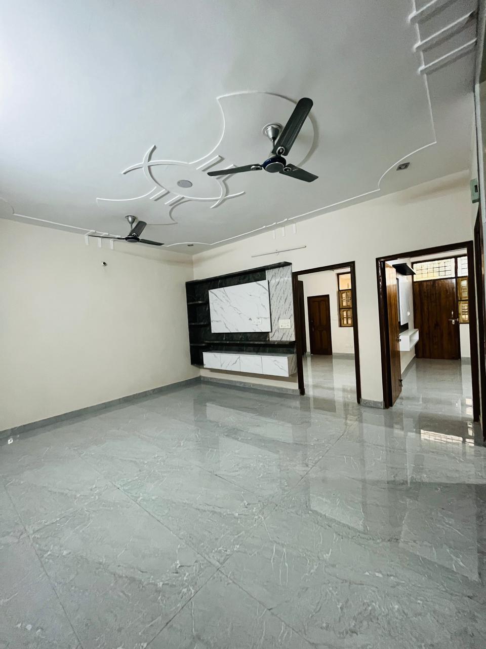 3 BHK Independent House For Rent in Sector 56