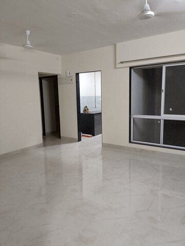Room in 2 BHK Apartment at BP DPS Park View, Goregaon West – for Rent