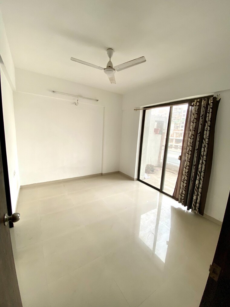 Room, 33-milestone 2 Bedroom 733 Sq.Ft. Apartment In Wakad Pune 8772027