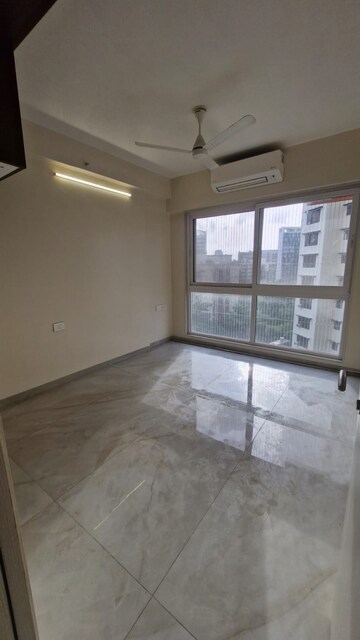 Room in 2 BHK Apartment at Concrete Sai Samast, Chembur – for Rent