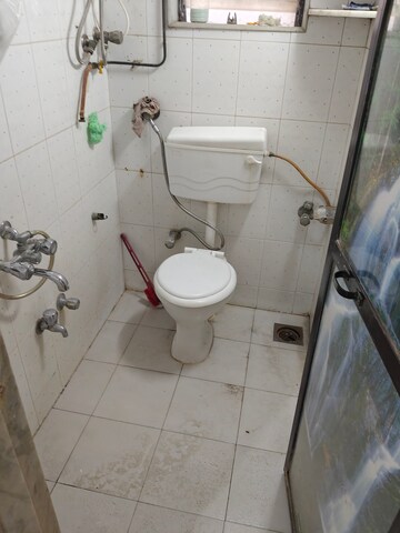 Bathroom in 1 BHK Apartment at William Apartment, Santacruz East – for Rent