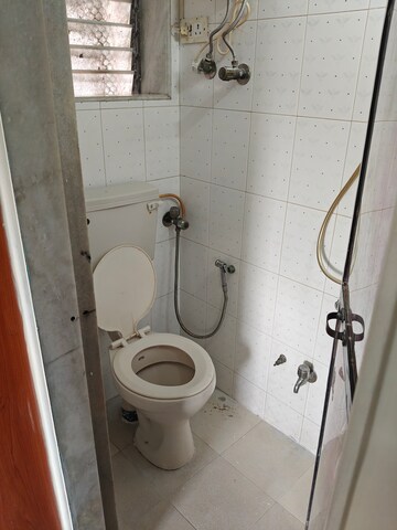 Bathroom in 1 BHK Apartment at William Apartment, Santacruz East – for Rent
