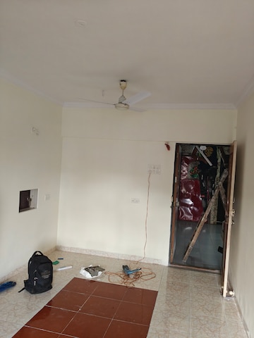 Furnished Amenities in 1 BHK Apartment at William Apartment, Santacruz East – for Rent