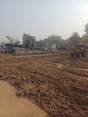  Plot For Sale in Dheeraj Nagar