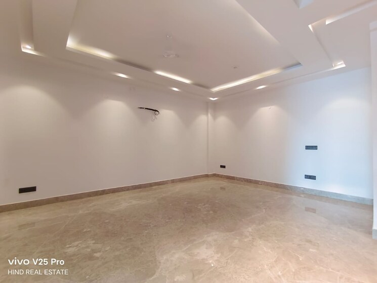 Room, vasant kunj 4 Bedroom 3600 Sq.Ft. Apartment In Vasant Kunj Delhi 8772135