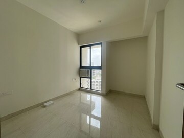 Room in 1 BHK Apartment at Lodha Crown Kolshet, Kolshet Road – for Rent