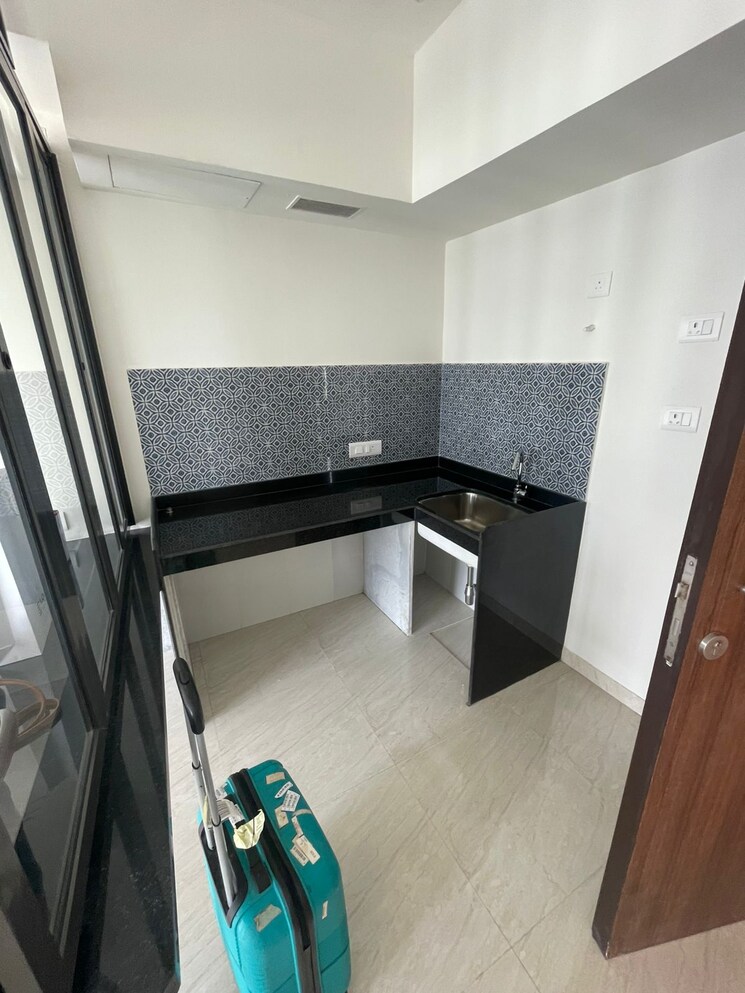 Kitchen, lodha-crown-kolshet 1 Bedroom 350 Sq.Ft. Apartment In Kolshet Road Thane 8772102