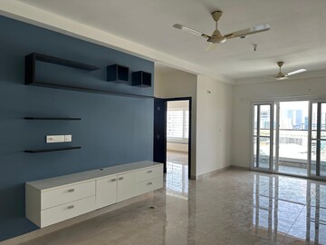 Room in 3 BHK Apartment at Kothaguda – for Rent