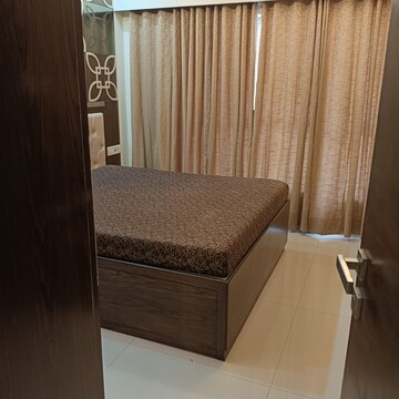Bathroom in 3 BHK Apartment at Romell Umiya Grandeur, Churi Wadi – for Rent