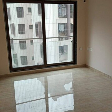 Room in 1.5 BHK Apartment at Runwal Forests, Dockyard Colony – for Rent