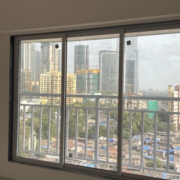 Room in 3 BHK Apartment at Tapovan CHS, Nnp Colony – for Rent