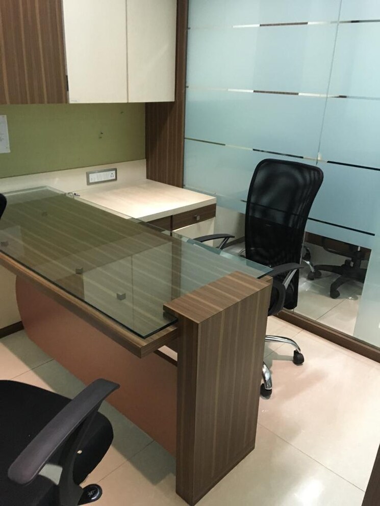 Team Area, express-zone Commercial Office Space 900 Sq.Ft. In Malad East Mumbai 8772187
