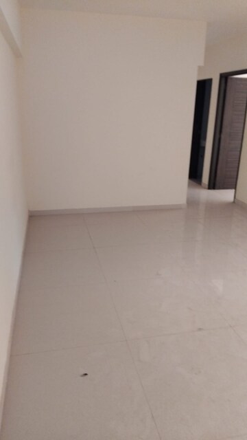 Room in 3 BHK Apartment at Eros Sampoornam, Sector 2 Greater Noida – for Sale