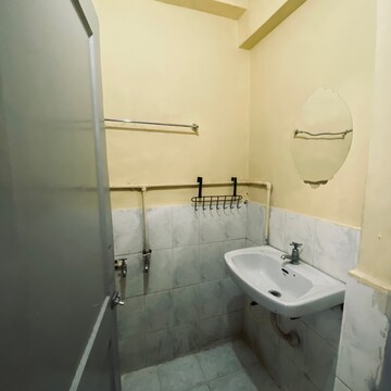 Attached Bathroom in 2 BHK Apartment at Golden CHS, Sion East – for Rent