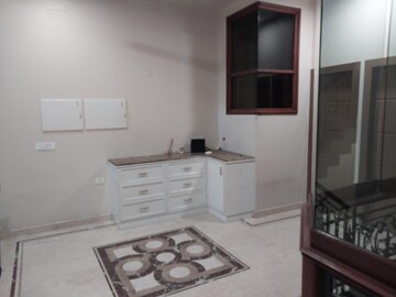  4 BHK Builder Floor at Madhu Vihar – for Rent