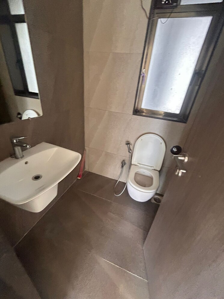 Bathroom, gundecha-trillium 2 Bedroom 831 Sq.Ft. Apartment In Kandivali East Mumbai 8772354
