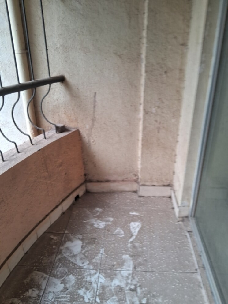 Balcony, aundh 2 Bedroom 950 Sq.Ft. Apartment In Aundh Pune 8772400