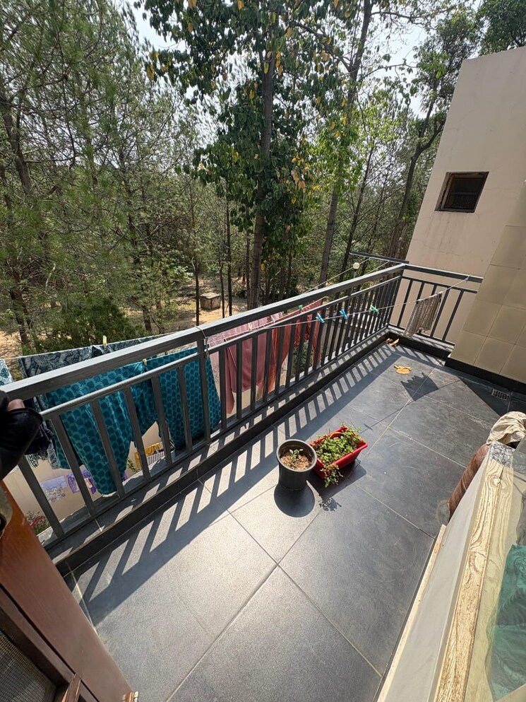 Balcony, sector 63 2 Bedroom 2500 Sq.Ft. Builder Floor In Sector 63 Chandigarh 8772364