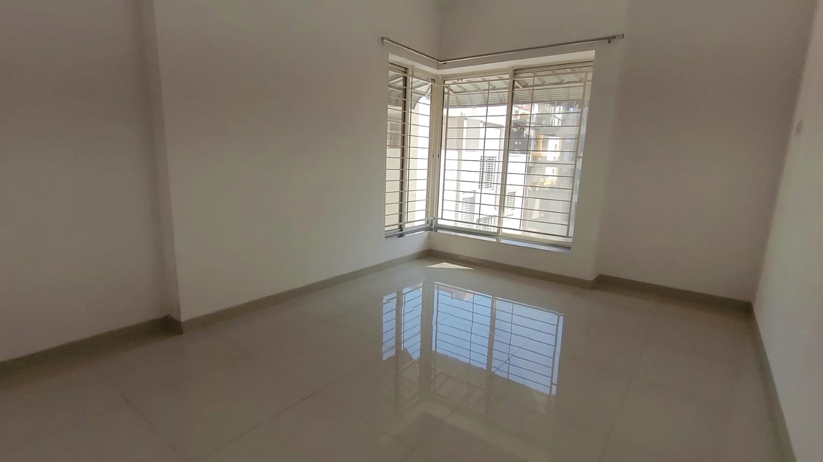 3 BHK + Study Room Apartment For Rent in Marvel Cascada