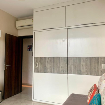 Bedroom in 3 BHK Apartment at Oberoi Exquisite Goregaon, Goregaon East – for Sale