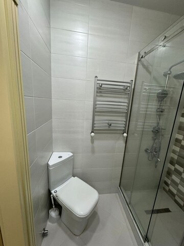 Bathroom in 3 BHK Apartment at Bestech Park View Grand Spa, Sector 81 – for Rent