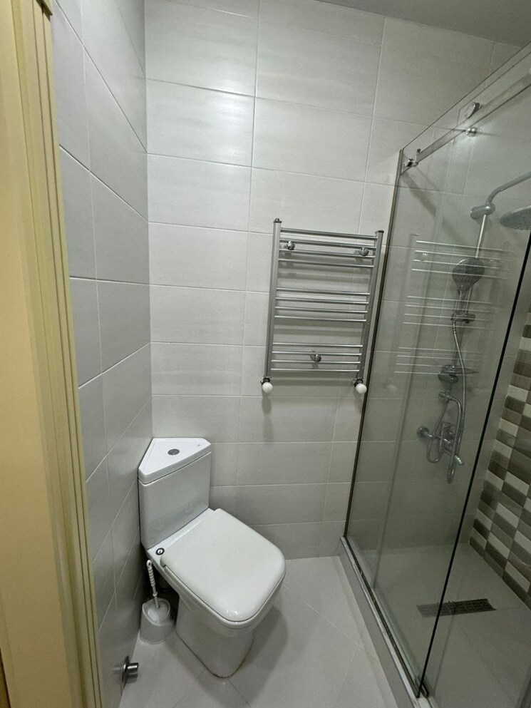 Bathroom, bestech-park-view-grand-spa 2 Bedroom 1385 Sq.Ft. Apartment In Sector 81 Gurgaon 8772911