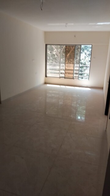 Room in 2 BHK Apartment at Migsun Wynn Boulevard, Eta Ii Greater Noida – for Sale