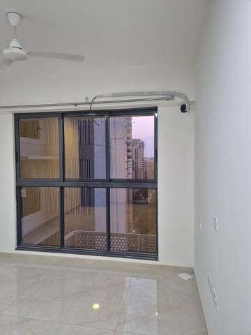 Room in 2 BHK Apartment at Godrej Urban Park, Chandivali – for Rent