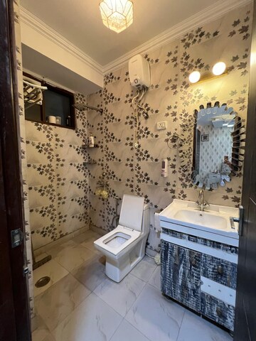 Bathroom in 3 BHK Builder Floor at Green Fields Colony – for Rent