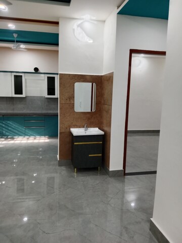Kitchen in 2 BHK Builder Floor at Sector 18 – for Rent