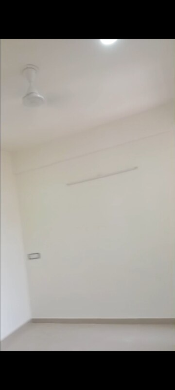 Room in 3 BHK Apartment at ROF Aalayas Phase 2, Sector 102 – for Rent