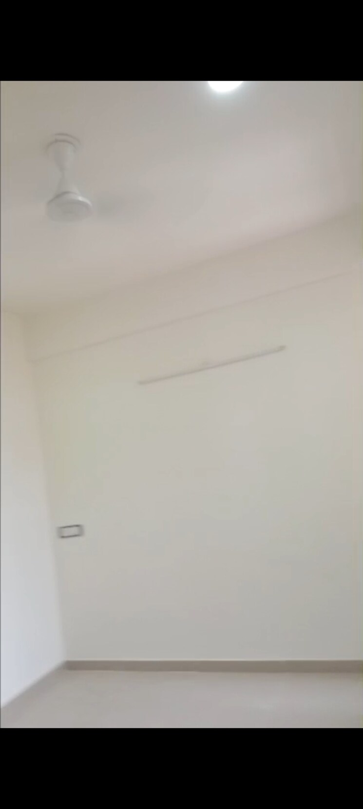 Room, rof-aalayas-phase-2 3 Bedroom 864 Sq.Ft. Apartment In Sector 102 Gurgaon 8772764