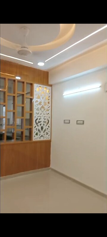 Room in 3 BHK Apartment at ROF Aalayas Phase 2, Sector 102 – for Rent